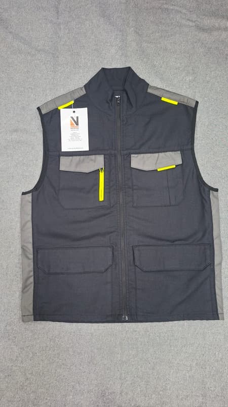 Heavy-Duty Canvas Work Vest Manufacturing
